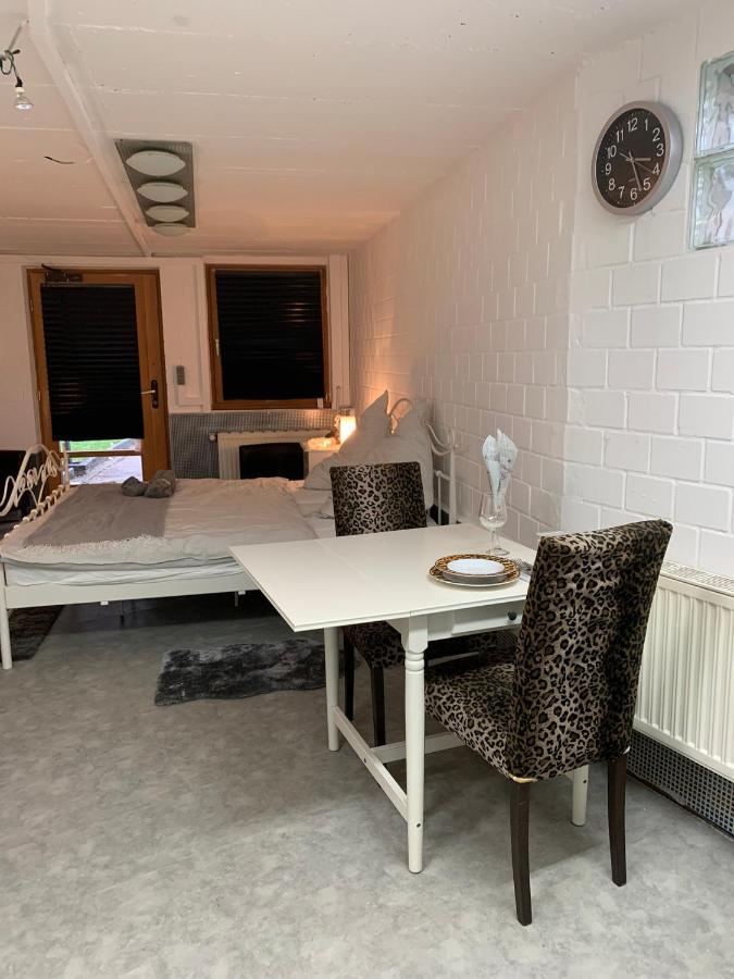 Privatzeit The Green Mile Leverkusen Exterior foto